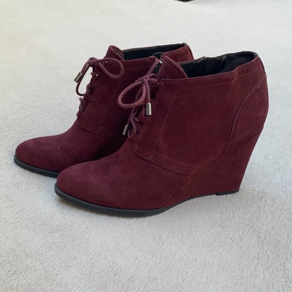 Franco Sarto Lennon Faux Suede Wedge Booties Sz 7.5 - Picture 16 of 16